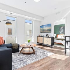 1Bed Apt, Gym | Lowry Hill | Theater